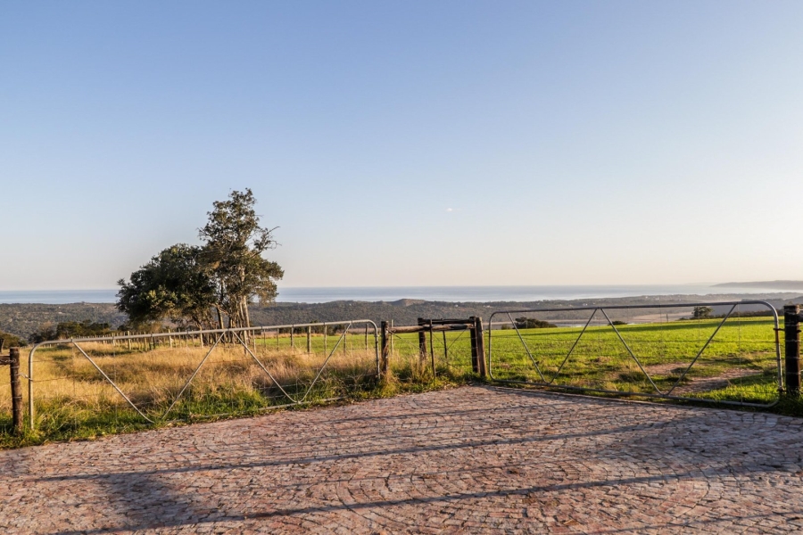 Commercial Property for Sale in Rondevlei Western Cape